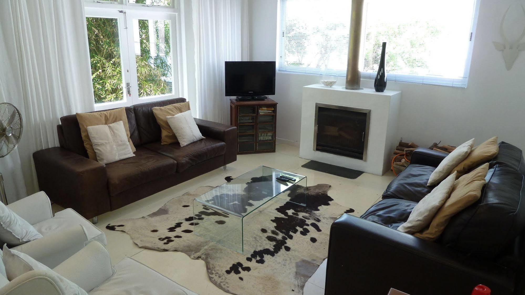 4 On Highworth Apartments And Studios Ciudad del Cabo Exterior foto